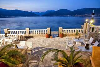 Гостевой дом Rooms & Apartments Kristina Romantica Тиват-0