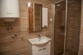 Гостевой дом Rooms & Apartments Kristina Romantica Тиват Стандартная вилла-26