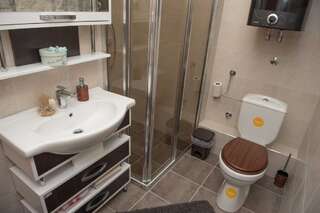 Гостевой дом Rooms & Apartments Kristina Romantica Тиват Стандартная вилла-38