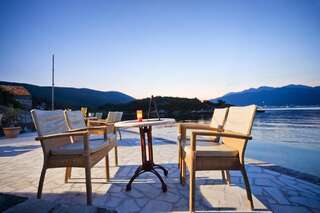 Гостевой дом Rooms & Apartments Kristina Romantica Тиват Стандартный двухместный номер с 1 кроватью и видом на море-2