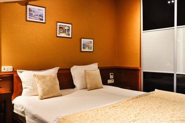 Гостевой дом Rooms & Apartments Kristina Romantica Тиват-32